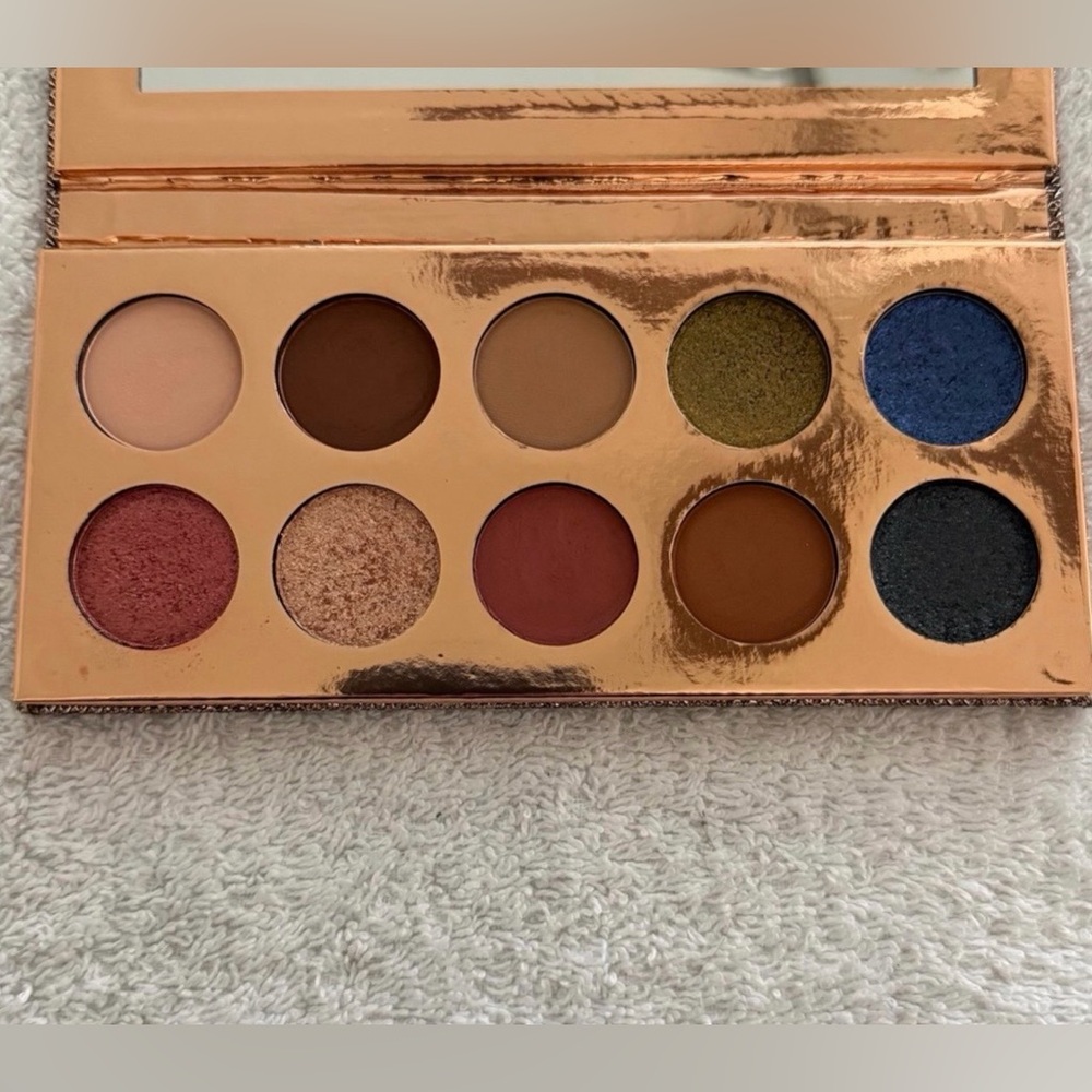 Dose Of Colors Desi X Katie Friendcation Palette BNIB - Picture 4 of 8